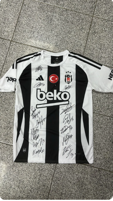 BEŞİKTAŞ 24-25 TAM KADRO İMZALI FORMA