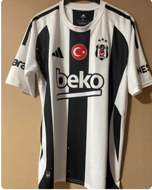 BEŞİKTAŞ 24-25 ÇUBUKLU FORMA